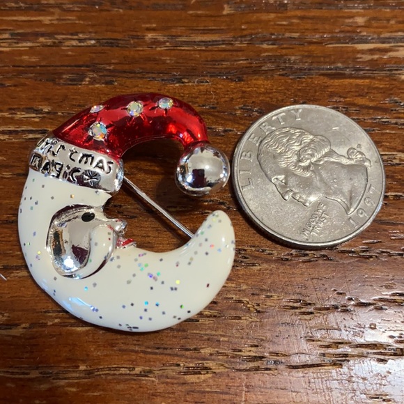 AAi Sleeping Santa Brooch - Picture 2 of 3